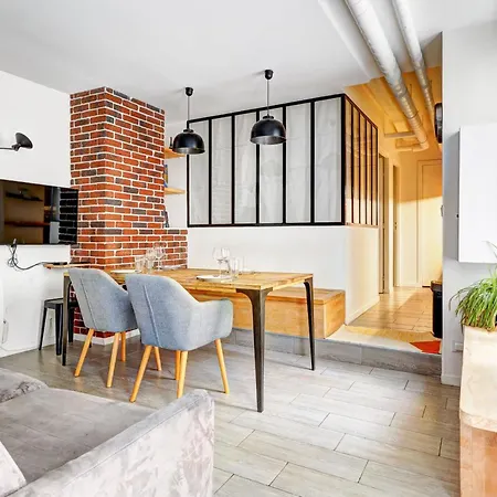 Maison Dartiste A Proximite De La Gare De Lyon Appartamento